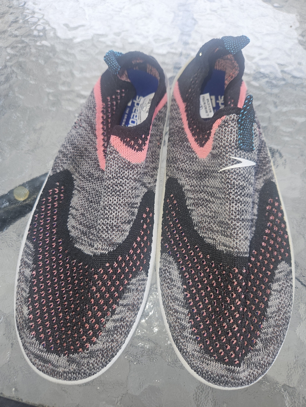 Speedo Slip-On Knit Water Shoes - Black & Pink Size Junior 4-5